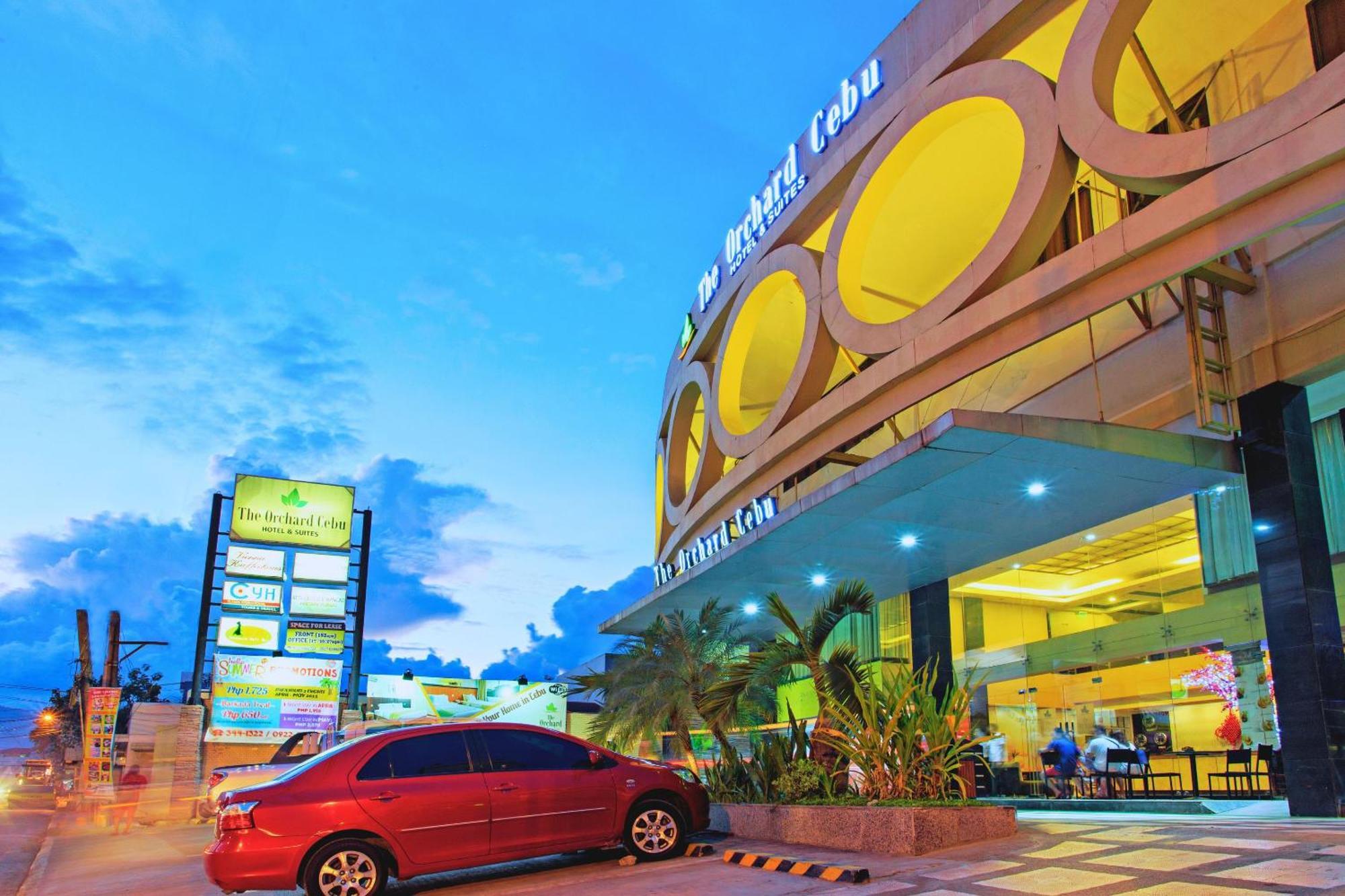 The Orchard Cebu Hotel & Suites Powered By Cocotel Exterior photo
